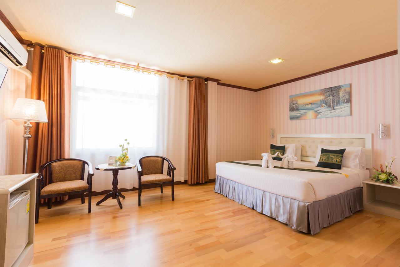 Korat Hotel Nakhon Ratchasima Ruang foto