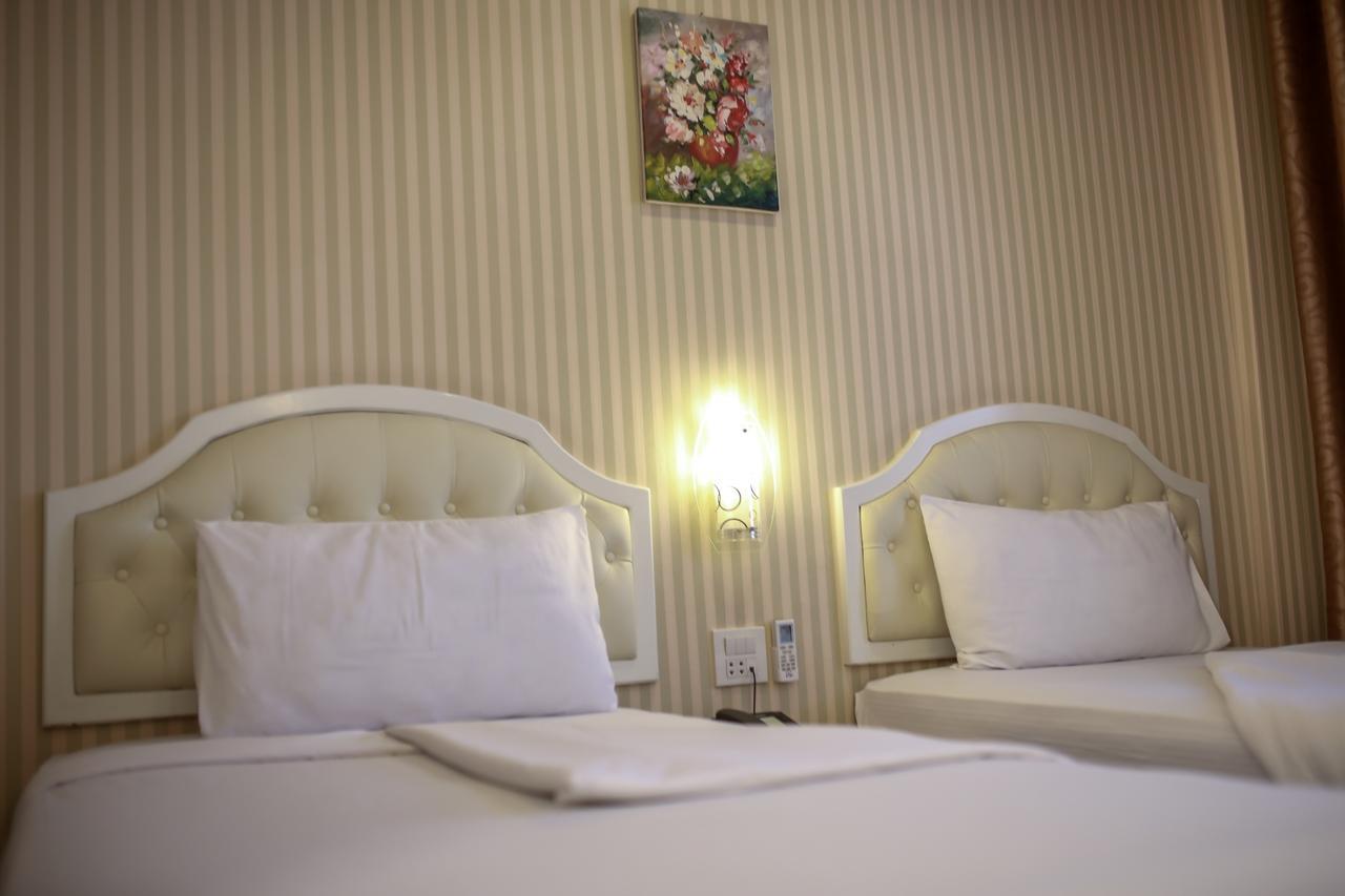Korat Hotel Nakhon Ratchasima Bagian luar foto