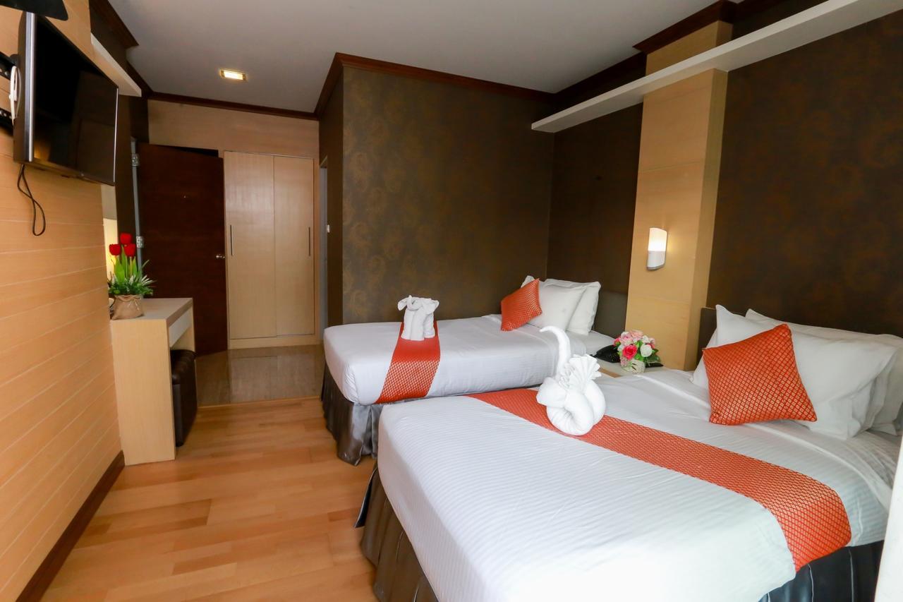 Korat Hotel Nakhon Ratchasima Bagian luar foto