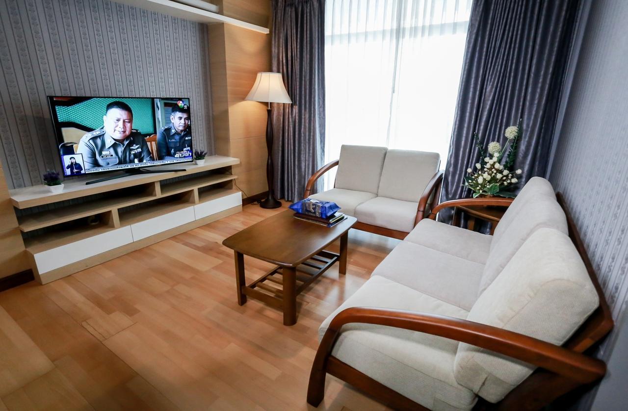 Korat Hotel Nakhon Ratchasima Bagian luar foto