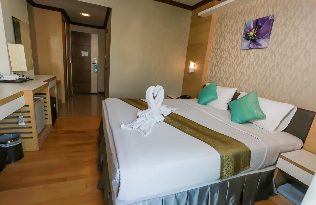 Korat Hotel Nakhon Ratchasima Bagian luar foto